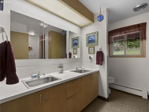 4770 SE 140th Avenue Portland OR 97236
