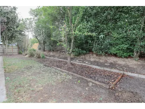 233 Se Wildwood Way Myrtle Creek OR 97457