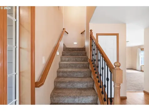 1190 S Sycamore Street Canby OR 97013