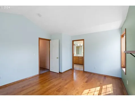 1190 S Sycamore Street Canby OR 97013