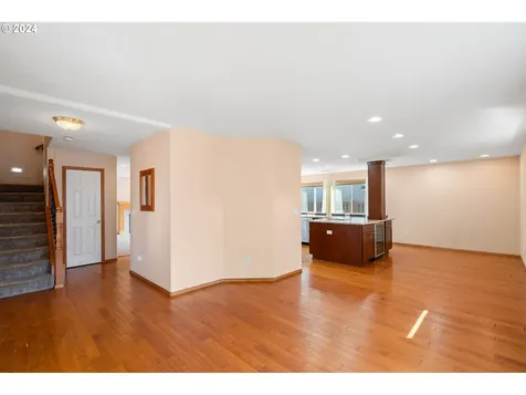 1190 S Sycamore Street Canby OR 97013