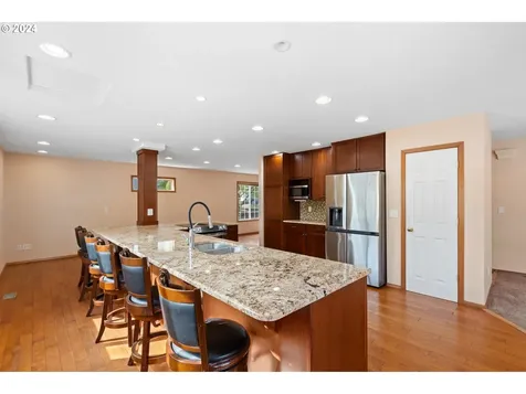 1190 S Sycamore Street Canby OR 97013