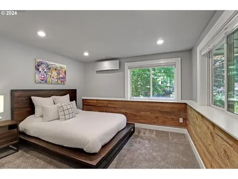 5565 Nw Roanoke Lane Portland OR 97229