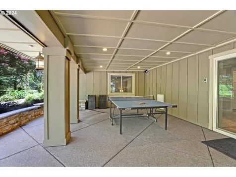 5565 Nw Roanoke Lane Portland OR 97229