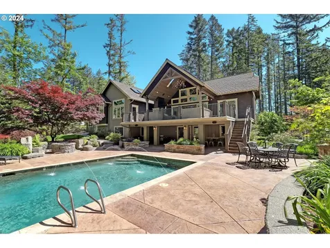 5565 Nw Roanoke Lane Portland OR 97229