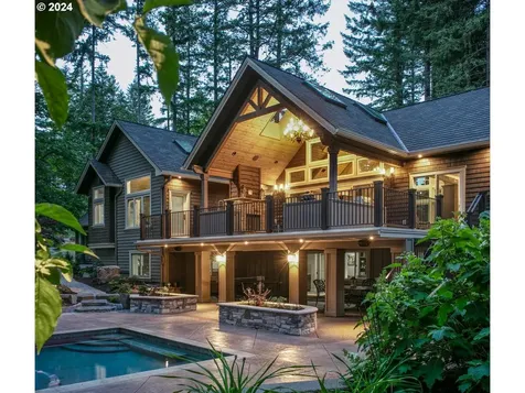 5565 Nw Roanoke Lane Portland OR 97229