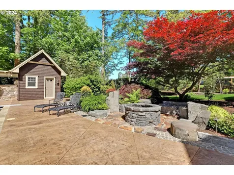 5565 Nw Roanoke Lane Portland OR 97229