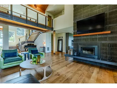 90535 Coburghills Drive Eugene OR 97408