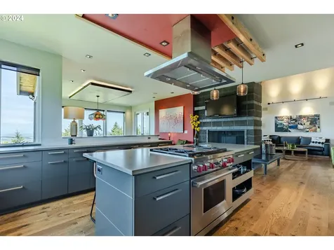 90535 Coburghills Drive Eugene OR 97408