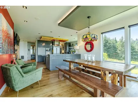 90535 Coburghills Drive Eugene OR 97408