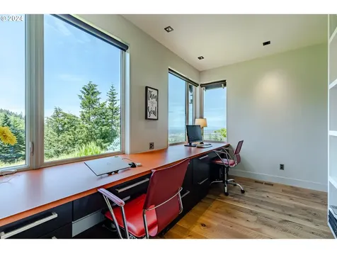 90535 Coburghills Drive Eugene OR 97408