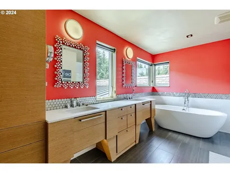 90535 Coburghills Drive Eugene OR 97408