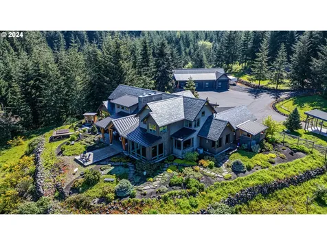 90535 Coburghills Drive Eugene OR 97408