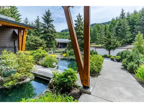 90535 Coburghills Drive Eugene OR 97408