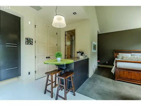 90535 Coburghills Drive Eugene OR 97408