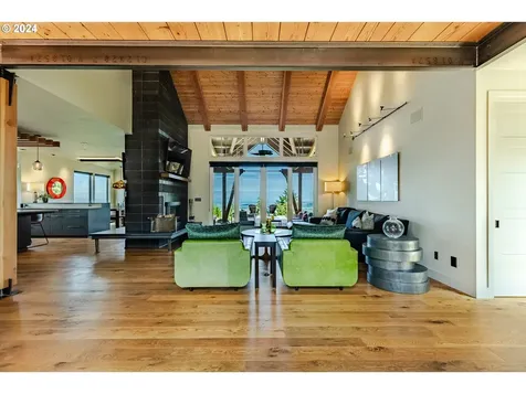 90535 Coburghills Drive Eugene OR 97408