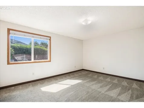 12912 Ne 43rd Circle Vancouver WA 98682