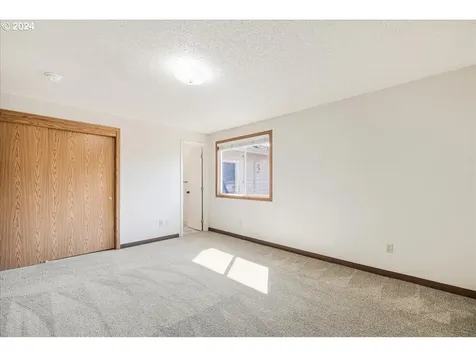 12912 Ne 43rd Circle Vancouver WA 98682