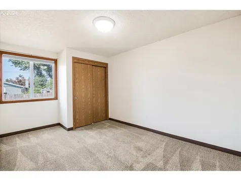 12912 Ne 43rd Circle Vancouver WA 98682
