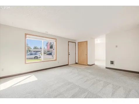 12912 Ne 43rd Circle Vancouver WA 98682