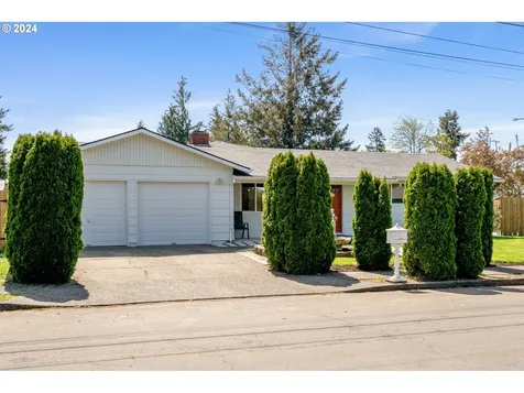 13110 Se Gladstone Court Portland OR 97236