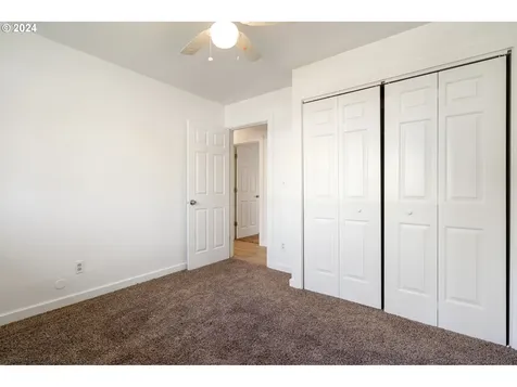 13110 Se Gladstone Court Portland OR 97236