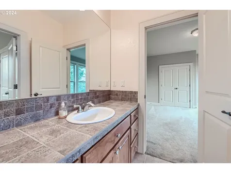 11050 SE Oneonta Drive Happy Valley OR 97086