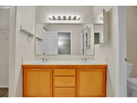 19149 SW Fernshire Lane Beaverton OR 97003