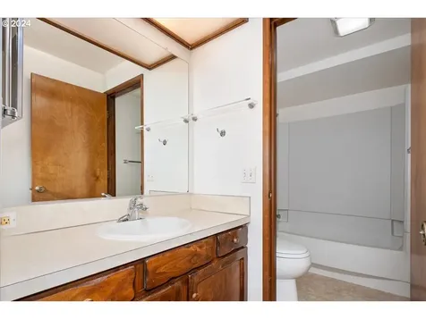 14836 Ne Eugene Street Portland OR 97230
