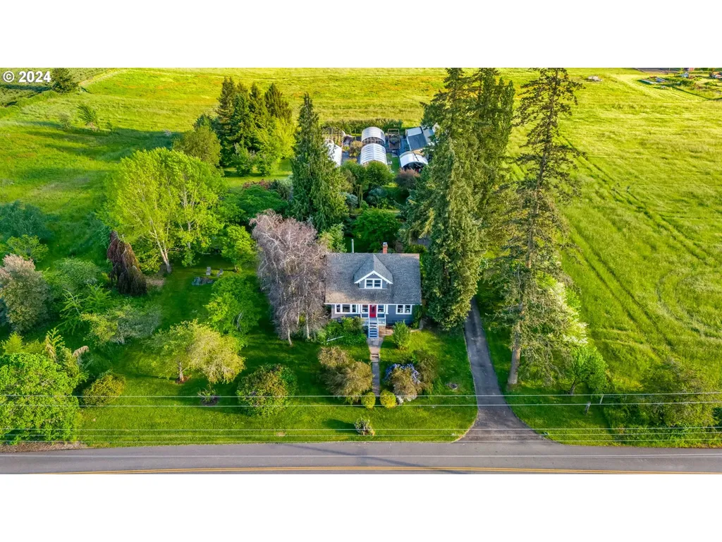 20165 SW Christensen Road Mcminnville OR 97128