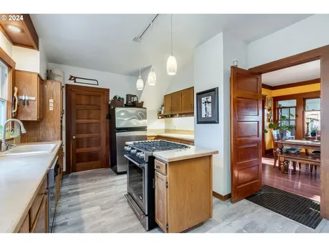 20165 SW Christensen Road Mcminnville OR 97128