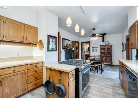 20165 SW Christensen Road Mcminnville OR 97128