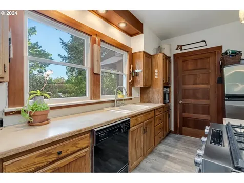 20165 SW Christensen Road Mcminnville OR 97128