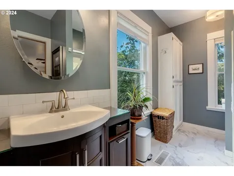 20165 SW Christensen Road Mcminnville OR 97128