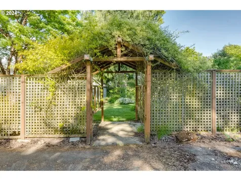 20165 SW Christensen Road Mcminnville OR 97128