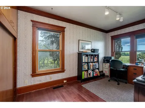 20165 SW Christensen Road Mcminnville OR 97128