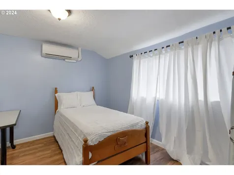 160 W Olive Street Lebanon OR 97355