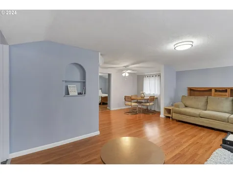 160 W Olive Street Lebanon OR 97355