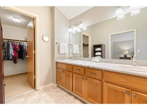 16830 Nw Meadow Grass Court Beaverton OR 97006