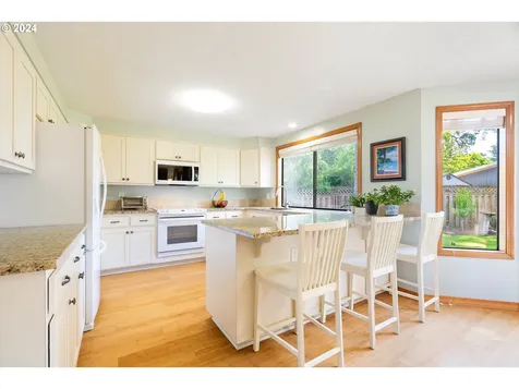 16830 Nw Meadow Grass Court Beaverton OR 97006