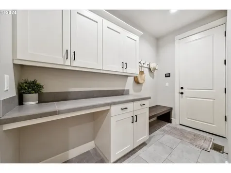 17299 Lake Haven Drive Lake Oswego OR 97035