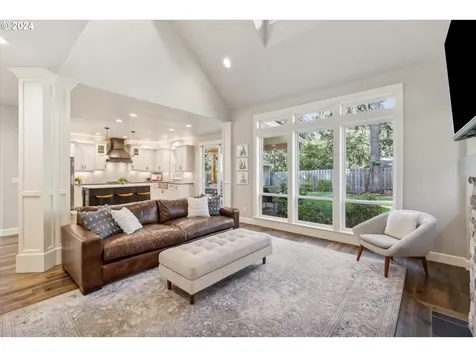 17299 Lake Haven Drive Lake Oswego OR 97035