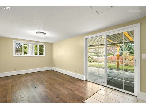 2112 SE 157th Avenue Portland OR 97233