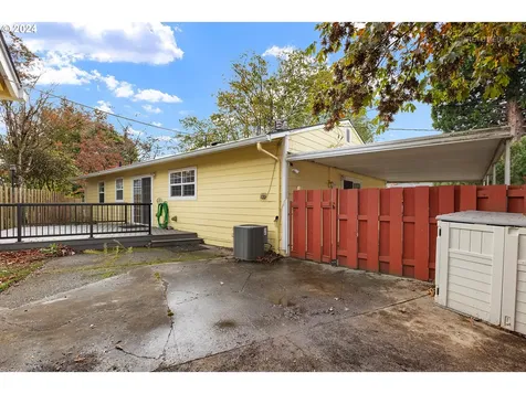2112 SE 157th Avenue Portland OR 97233