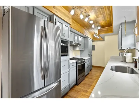 2112 SE 157th Avenue Portland OR 97233