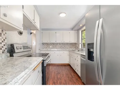 1331 Acorn Park Street Eugene OR 97402