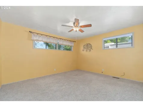 1331 Acorn Park Street Eugene OR 97402