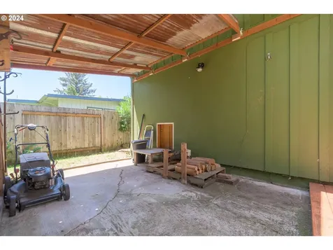 1331 Acorn Park Street Eugene OR 97402