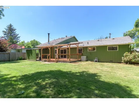 1331 Acorn Park Street Eugene OR 97402