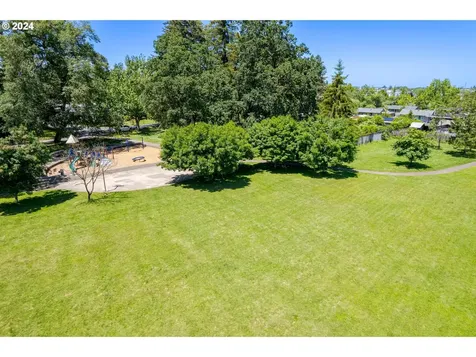 1331 Acorn Park Street Eugene OR 97402